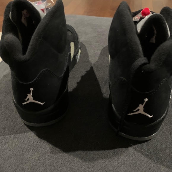 Jordan retro 5 (2011) - Picture 2 of 3